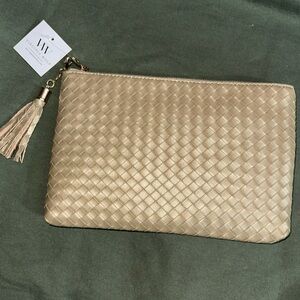NWT Virginia Wolf NYC Gold Woven Clutch